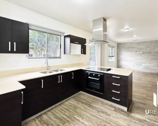 Amplio apartamento en alquiler en Torres de Río Oro, cómodo y moderno.