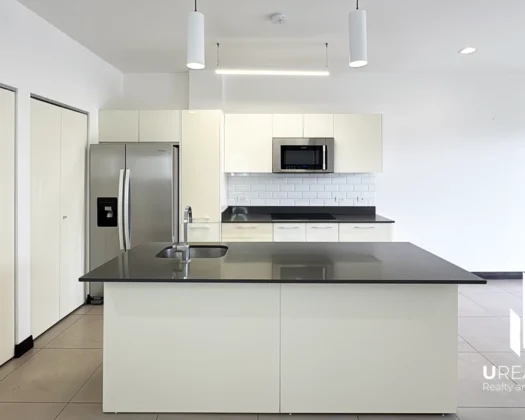 Amplio apartamento en alquiler con vista espectacular en Lindora, Santa Ana
