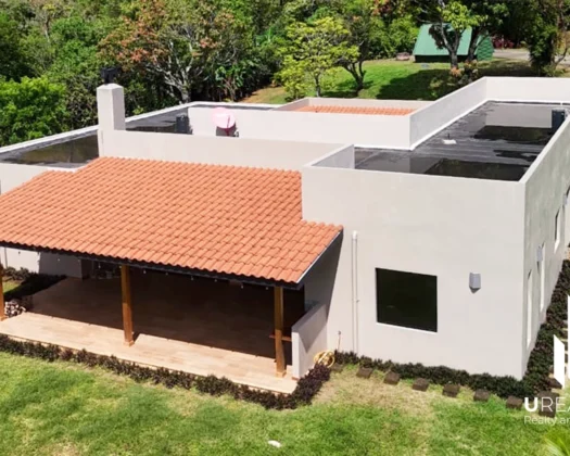 Casa en Alquiler | Ciudad Colón